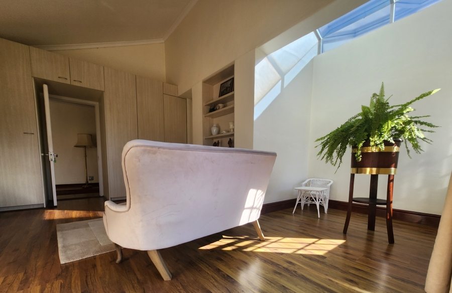 4 Bedroom Property for Sale in West Beach Western Cape